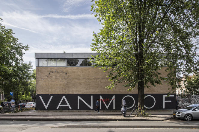Le siège fermé du fabricant néerlandais de vélos électriques VanMoof sur la Mauritskade, à Amsterdam, le 18 juillet 2023.