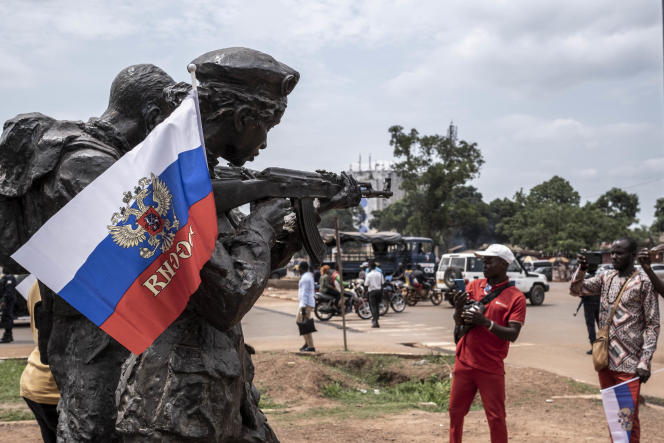 Monument des instructeurs russes à Bangui, capitale de la République centrafricaine, en mars 2023.